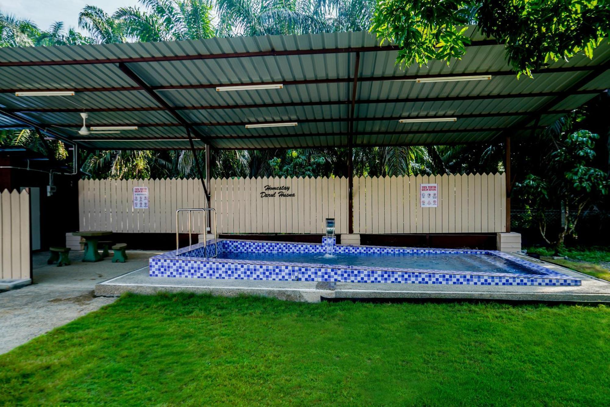 Adorable 3-Bedroom Home With Pool, Wi-Fi And Bbq Rembau Экстерьер фото